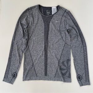 Nike Dri-fit Women's Gray Grey Black Seamless Athletic Running Shirt MEDIUM